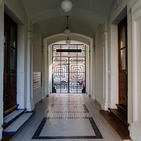 French Touch: Romantyczny Apartament W Kamienicy Warsaw Ngoại thất bức ảnh